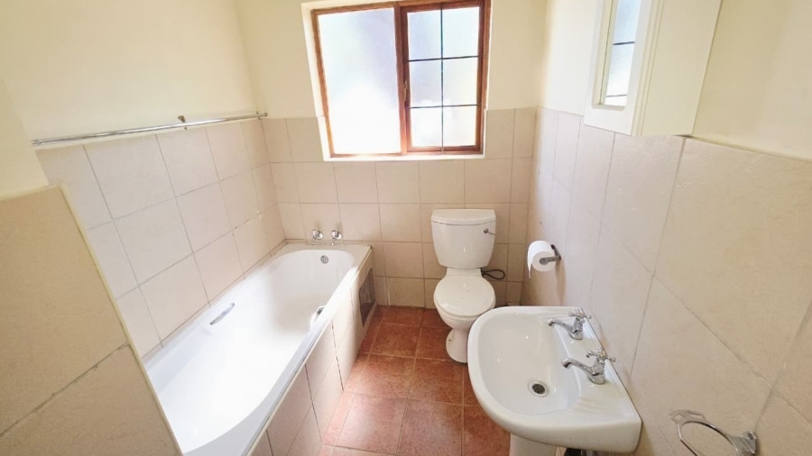 3 Bedroom Property for Sale in Rustenburg Central North West